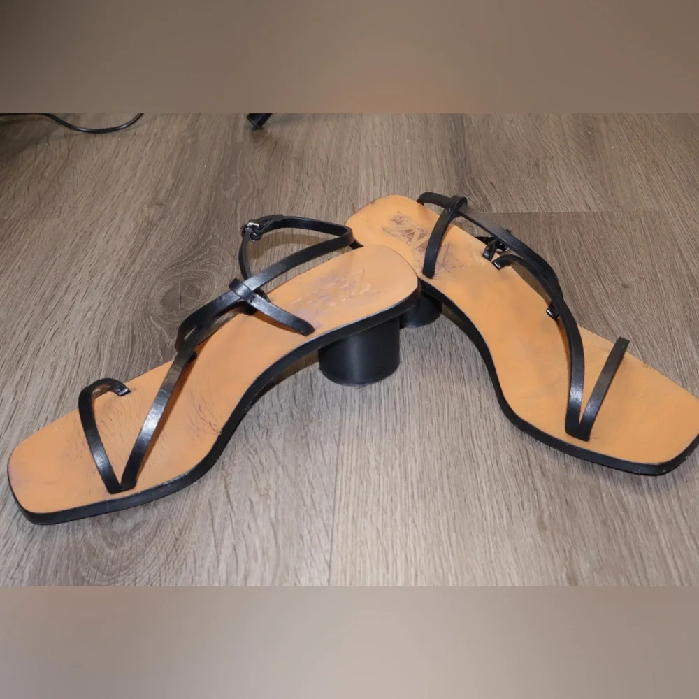 ZARA REAL LEATHER STRAPPY HIGH-HEEL SANDALS BLACK CIRCULAR HEEL 37 - Picture 3 of 9